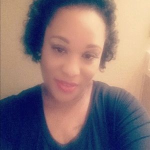 Meet your Posher, Deana